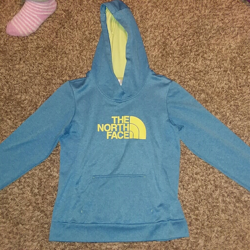 North face pull over hoodie